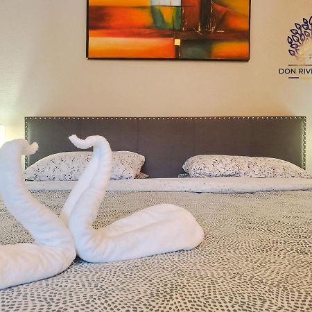 Don River Villa - Boutique Inn Торонто Экстерьер фото